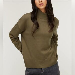 OAK+FORT medium olive green turtleneck sweater